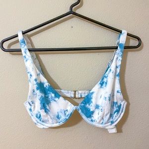Hollister Blue and White tie-dye underwire Bikini top, Size S